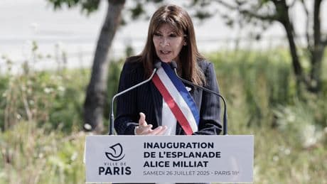 Municipales 2026 : tournée vers sa vie d’après-Paris, Anne Hidalgo prépare sa sortie