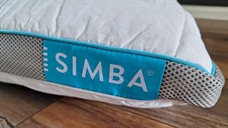I tried Simba's Hybrid Firm Pillow to see if it would banish my neck pain for good
