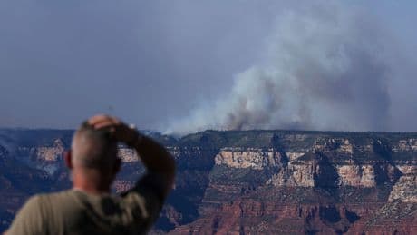 Images d’apocalypse, phénomène météo, enquête… Le Grand Canyon ravagé par un mégafeu