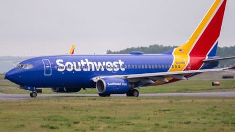 Southwest flight out of Burbank rapidly descends shortly after takeoff to avoid mid-air collision