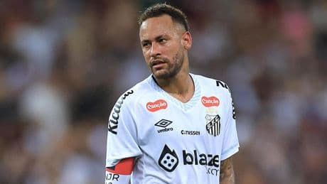 Neymar explota con un hincha tras una nueva derrota del Santos