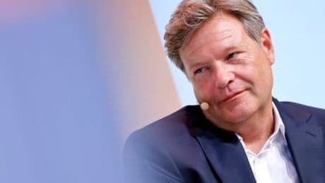 Robert Habeck wird Talkmaster am Berliner Ensemble