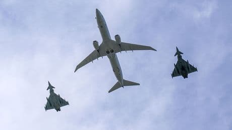 RAF ready to deploy to Ukraine to provide air cover if peace deal is reached
