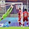 Zijn derde goal in vier matchen: De Cuyper zet Rode Duivels op verdiende voorsprong met rake kopbal