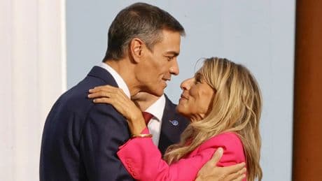 Sánchez arropa "sin fisuras" a Díaz tras no ir a la votación que propició el batacazo de la jornada laboral