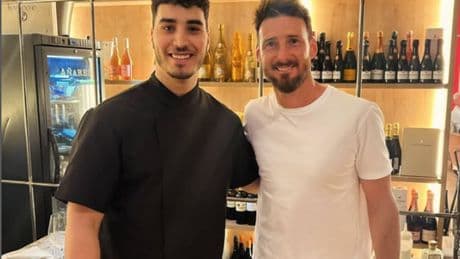 El restaurante bilbaíno que ha visitado Aritz Aduriz tras inaugurar la 'fan zone' de El Arenal