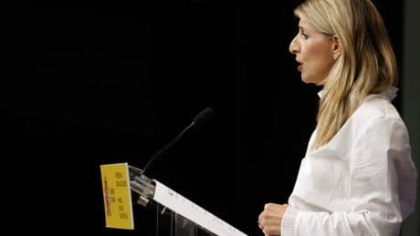 Díaz pide a Sánchez acabar con los aforamientos y vetar a las empresas que pagan mordidas
