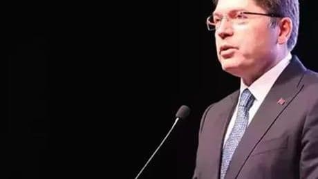 Bakan Tunç açıkladı: Trafikte yol kesenlere hapis cezası geliyor