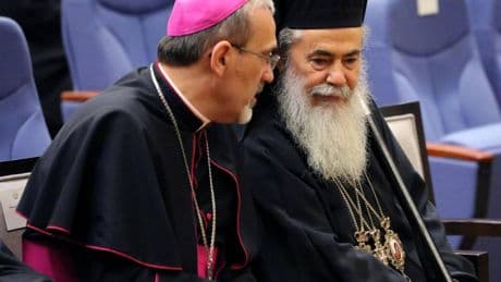Strage di Gaza, ira Onu e Ue Bibi non ferma l'offensiva. I patriarchi: "Restiamo qui"