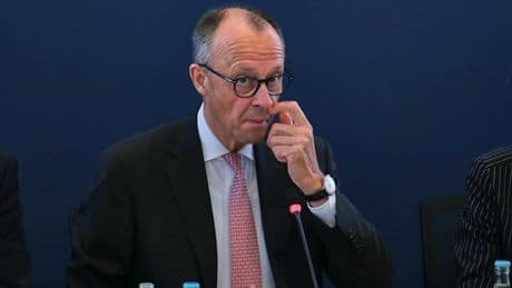Monster-Zölle drohen - Merz macht Krisen-Anrufe wegen Trump