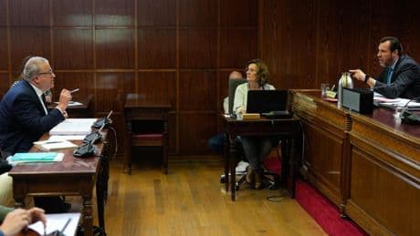 Puente reprocha al PP la factura del Ventorro tras insinuar un senador que conocía a la expareja de Ábalos enchufada en Ineco