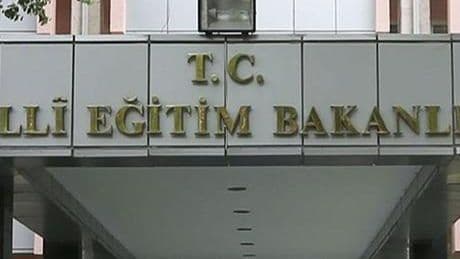 MEB'den proje okullarının ikiye ayrılmasına ilişkin düzenleme