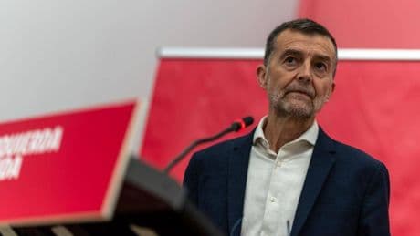 IU cifra en más de 3.500 millones de euros el impacto del plan de rearme en Educación y Sanidad