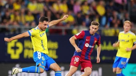 Víctor Chust vuelve a ser de Primera
