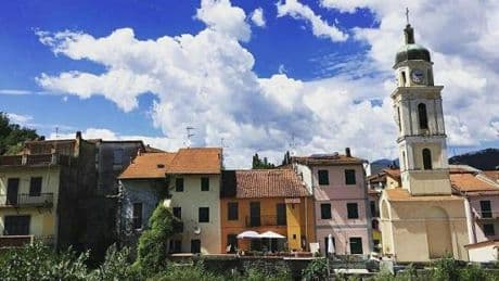 Rifiuti non ritirati, il sindaco Borghetto Vara scrive al prefetto: “Rischi sanitari”