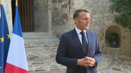 Guerre en Ukraine: Emmanuel Macron dit avoir "l'intime conviction" que Vladimir Poutine ne veut pas la paix