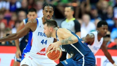 Francia también pierde un jugador clave para el resto de torneo