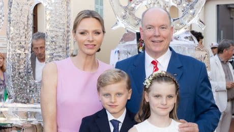 Fürstenfamilie in trauter Harmonie - Rosarote Zeiten für Monaco
