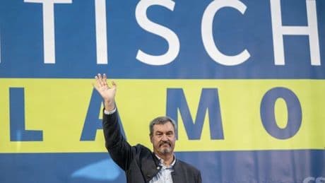 CSU blamiert sich mit Darth-Vader-Musik bei Söder-Auftritt