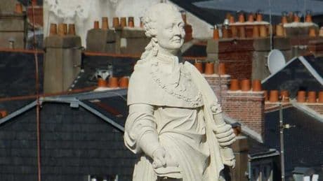 Nantes : la statue de Louis XVI va disparaître du centre-ville pour les besoins d’une installation d’art contemporain