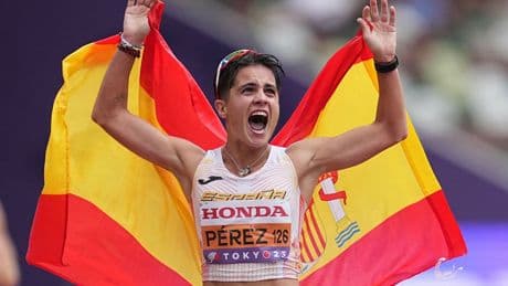 La española María Pérez arrasa en Tokio y gana la medalla de oro en los 35 kilómetros marcha