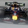 Max Verstappen blikt schouderophalend terug op zijn vrijdag: ‘Zijn niet waar we willen zijn’