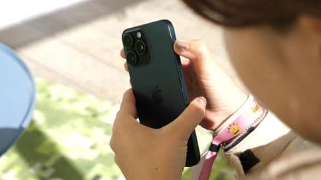 Hersteller mit deutlicher Warnung: Wann Sie Ihr Handy sofort ausschalten sollten