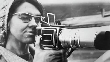 De eerste vrouwelijke luchtfotograaf van Nederland
