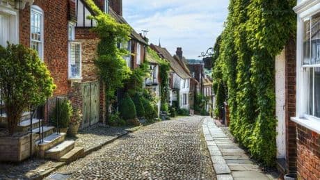 I visited walkable seaside town 10 minutes from Blue Flag beach — it's the perfect day out