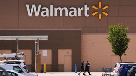 Walmart presenta unos beneficios por debajo de lo previsto y avisa sobre los aranceles: “Nuestros costes suben cada semana”