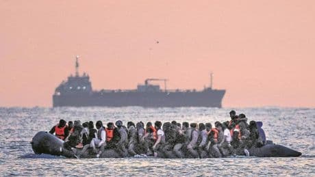 En patera a Inglaterra: una peligrosa travesía de 33 kilómetros