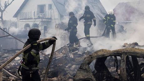 Republicans Urge Trump to Put New Sanctions on Russia Amid Ukraine Strikes