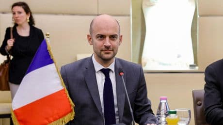 Francia pide explicaciones a Vueling tras el desembarco de un avión de adolescentes judíos