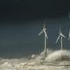 Gefahr durch Monsterwellen: Wie „Freak Waves“ Windparks gefährden