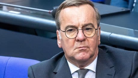 Hat sich Pistorius verrechnet? - Plötzlich fehlt fast eine ganze Ukraine-Milliarde
