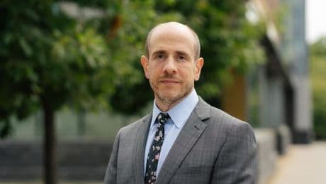Jeff Sharlet, investigador de política y religión y autor del libro 'La Familia': "En EEUU tenemos un Gobierno fascista"