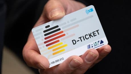 Finanzierung unklar: Städtetag warnt: Deutschlandticket für 2026 nicht gesichert