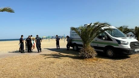 Aydın'ın Kuşadası sahilinde erkek cesedi bulundu