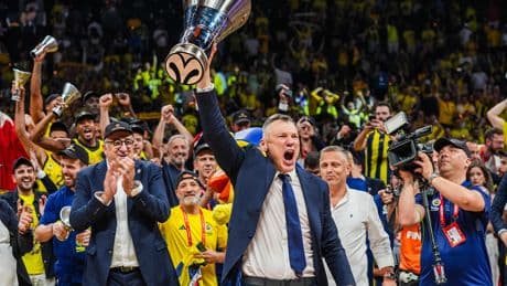 Fenerbahçe, tarihinde 2. kez Avrupa basketbolunun zirvesinde