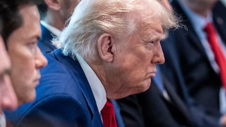 A Flashing Economic Warning and a Sharp Political Jolt
