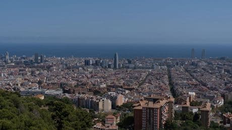 La renta de los hogares de Barcelona creció un 4,9%, pero de forma desigual