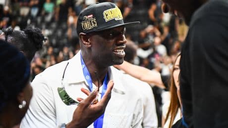 Basket : «N’oubliez pas que je suis Arsène Lupin», la réaction amusante d’Omar Sy au sacre du Paris Basketball