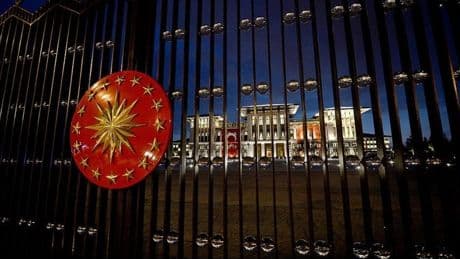 Özgür Özel yalanladı: Saray'ın gözdesi 'İmamoğlu' iddiasından vazgeçmedi