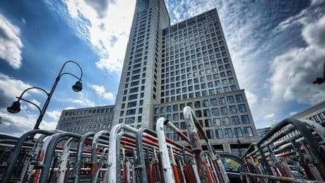 Verkehr: Staatsbesuch: Absperrungen und Staus in Berlin