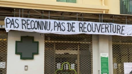 Face à un nouveau coup de rabot du gouvernement, les pharmaciens menacent de multiplier les fermetures d'officines à la rentrée