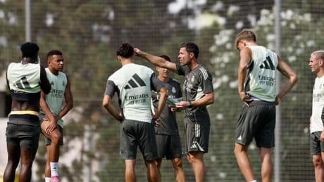 Xabi Alonso acaba de pulir los detalles para el debut liguero