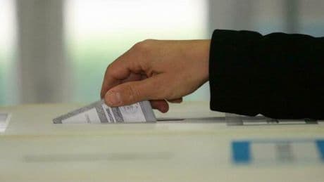 Elezioni Trentino Alto Adige, le sfide di Trento e Bolzano: l'ombra del ballottaggio e il nodo delle comunità italiane