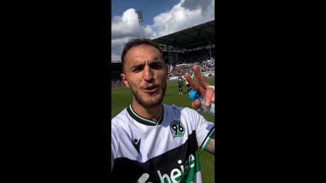 Nach Hannover-Sieg - Fans feiern DIESEN Sex-Versprecher