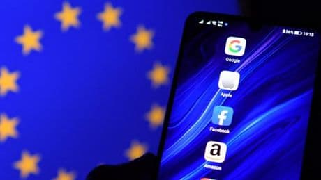 Réseaux sociaux : la France veut imposer la vérification d’âge au niveau européen