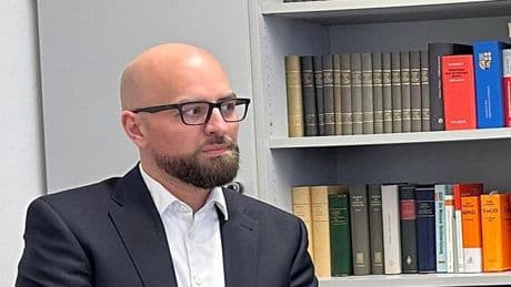 Auszeichnung: Medienpreis "Goldene Ente" geht an Richter Sebastian Abel